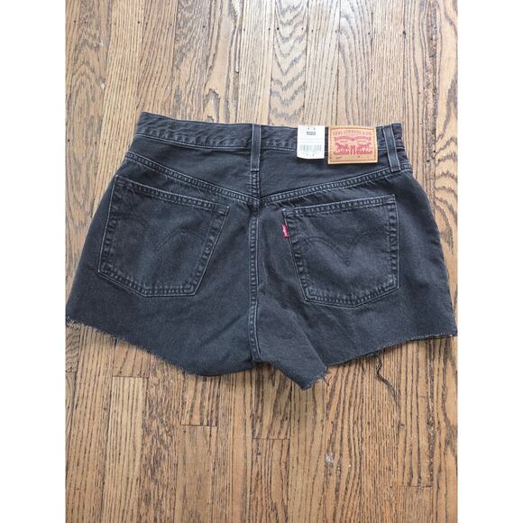 Levi's Womens 501 Black Denim Shorts New With Tags Size 30W or 8-10 Destressed - Picture 2 of 6